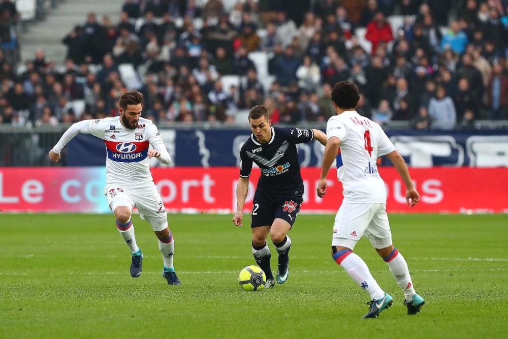  法甲老牌劲旅破产重组引震荡  