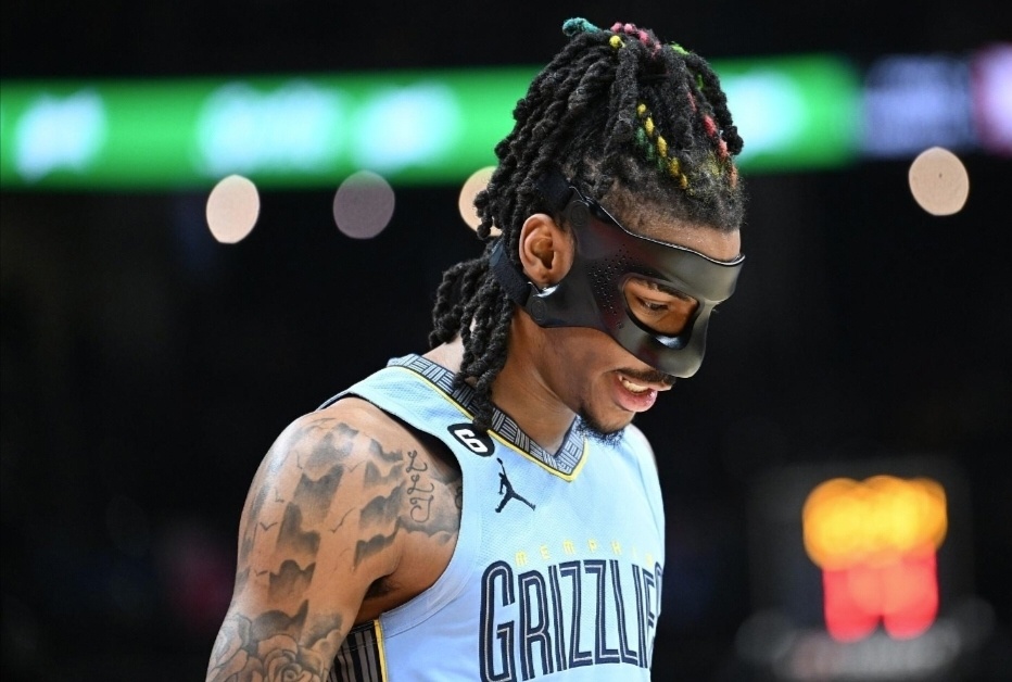  莫兰特禁赛损失千万薪水  