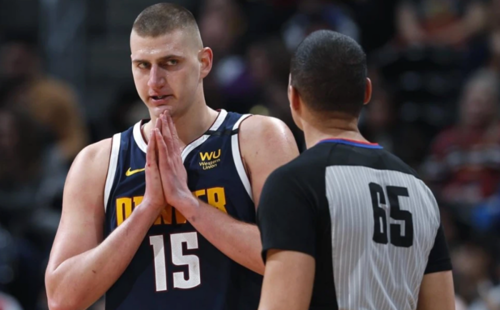  约基奇当选MVP，掘金领跑西部积分榜  